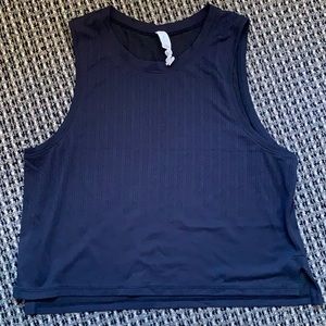Lululemon train to be tank top black size 8